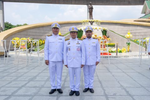 สำนักงานการบินพลเรือนแห่งประเทศไทย (CAAT) ร่วมพิธีวางพวงมาลาถวายบังคมน้อมรำลึกเนื่องในวันคล้ายวันสวรรคตพระบาทสมเด็จพระบรมชนกาธิเบศร มหาภูมิพลอดุลยเดชมหาราชบรมนาถบพิตร