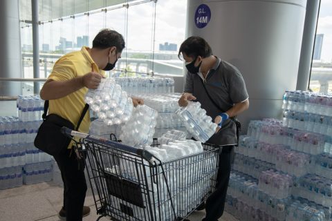 CAAT ร่วมให้กำลังใจบุคลากรทางการแพทย์และเจ้าหน้าที่ ณ ศูนย์ฉีดวัคซีนสถานีกลางบางซื่อ
