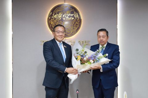 คณะกรรมการกำกับฯ แสดงความขอบคุณนายสุทธิพงษ์ คงพูล เนื่องในโอกาสครบวาระการดำรงตำแหน่งผู้อำนวยการ CAAT
