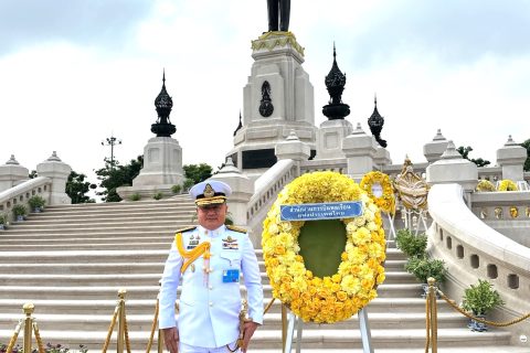 CAAT ร่วมวางพวงมาลาถวายบังคมพระบรมราชานุสาวรีย์ พระบาทสมเด็จพระบรมชนกาธิเบศร มหาภูมิพลอดุลยเดชมหาราช บรมนาถบพิตร เนื่องใน        “วันนวมินทรมหาราช” 13 ตุลาคม 2568