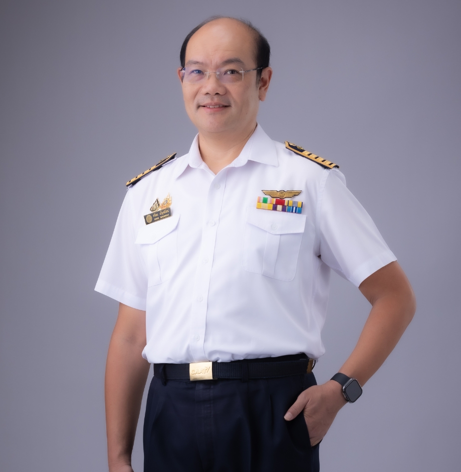 Deputy Director General1