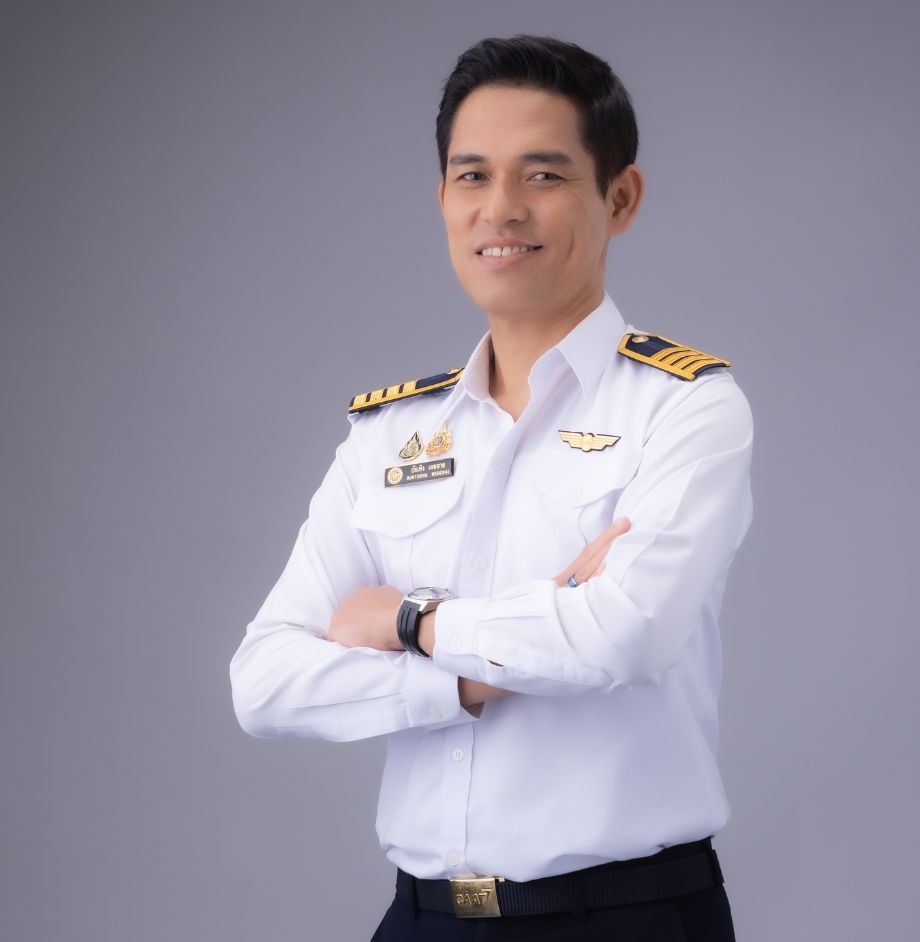 นายบันเทิง เมฆฉาย ผจก. SMO