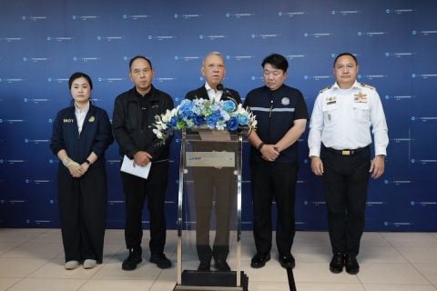 รมว.คมนาคม ลงพื้นที่สุวรรณภูมิ เร่งแก้ปัญหาสัมภาระ–Cargo ตกค้าง ผอ. CAAT ประสานกองทัพอากาศสนับสนุนกำลังพลและอุปกรณ์ เร่งฟื้นบริการสู่ภาวะปกติ